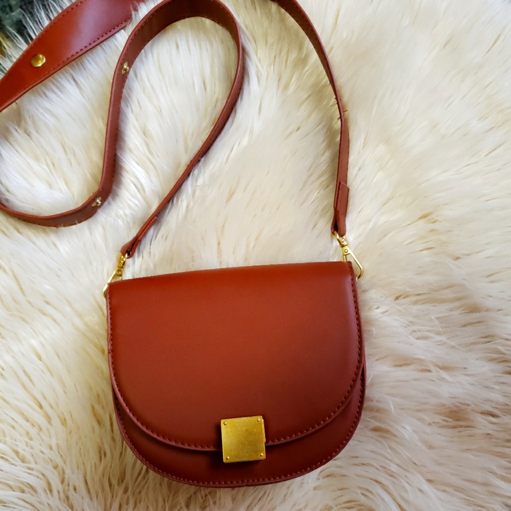 Crossbody bag